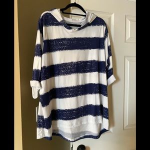 D&co hooded tunic 3x